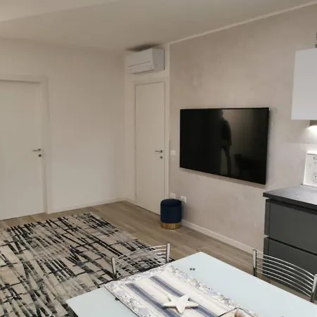 Pineta Apartment *